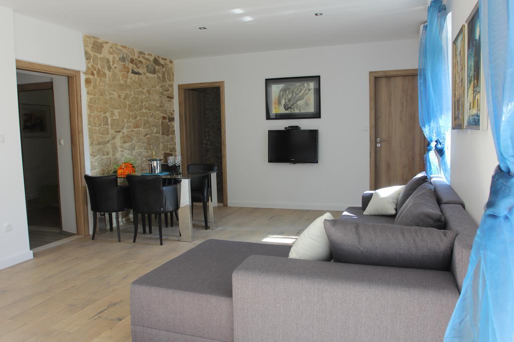 Apartment House Vitaic Supetar Δωμάτιο φωτογραφία
