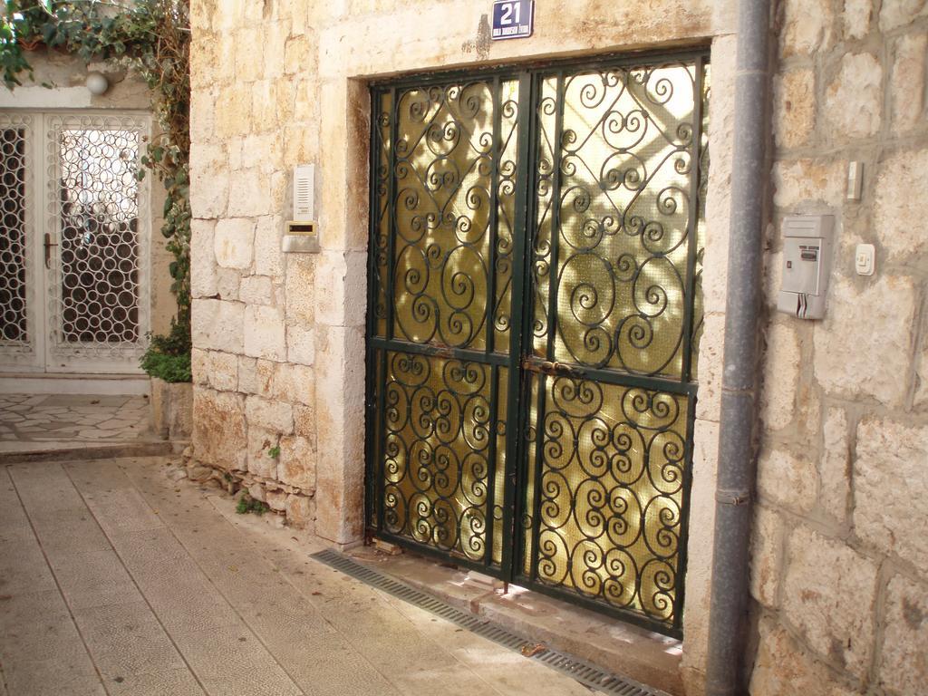 Apartment House Vitaic Supetar Εξωτερικό φωτογραφία
